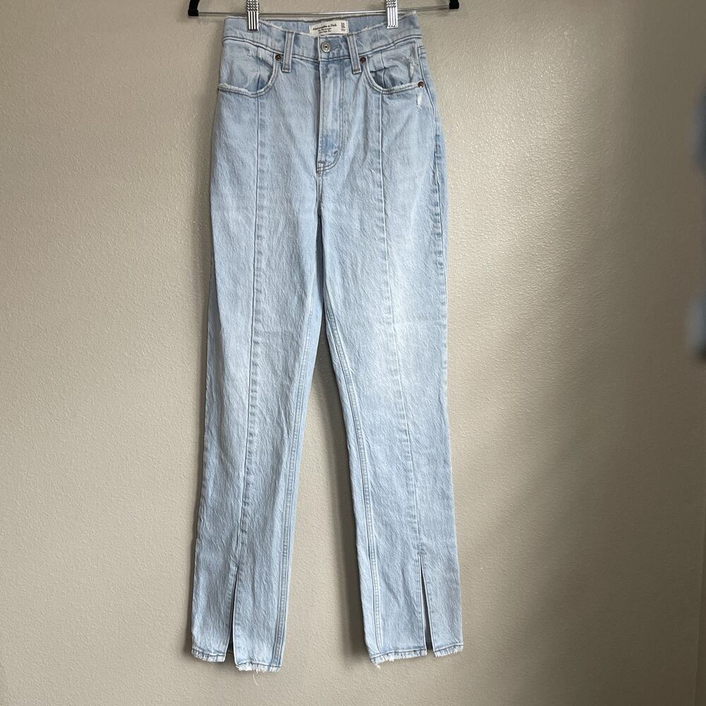 Abercrombie & Fitch 90s Straight Ultra High Rise Curve Love Jeans 24/00R Slit